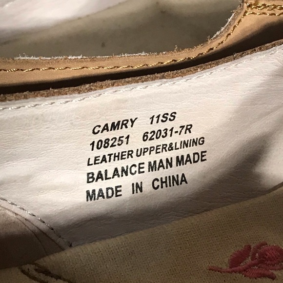 Ros Hommerson Camry Tan Suede‎ Mary Jane Flat - Picture 16 of 16